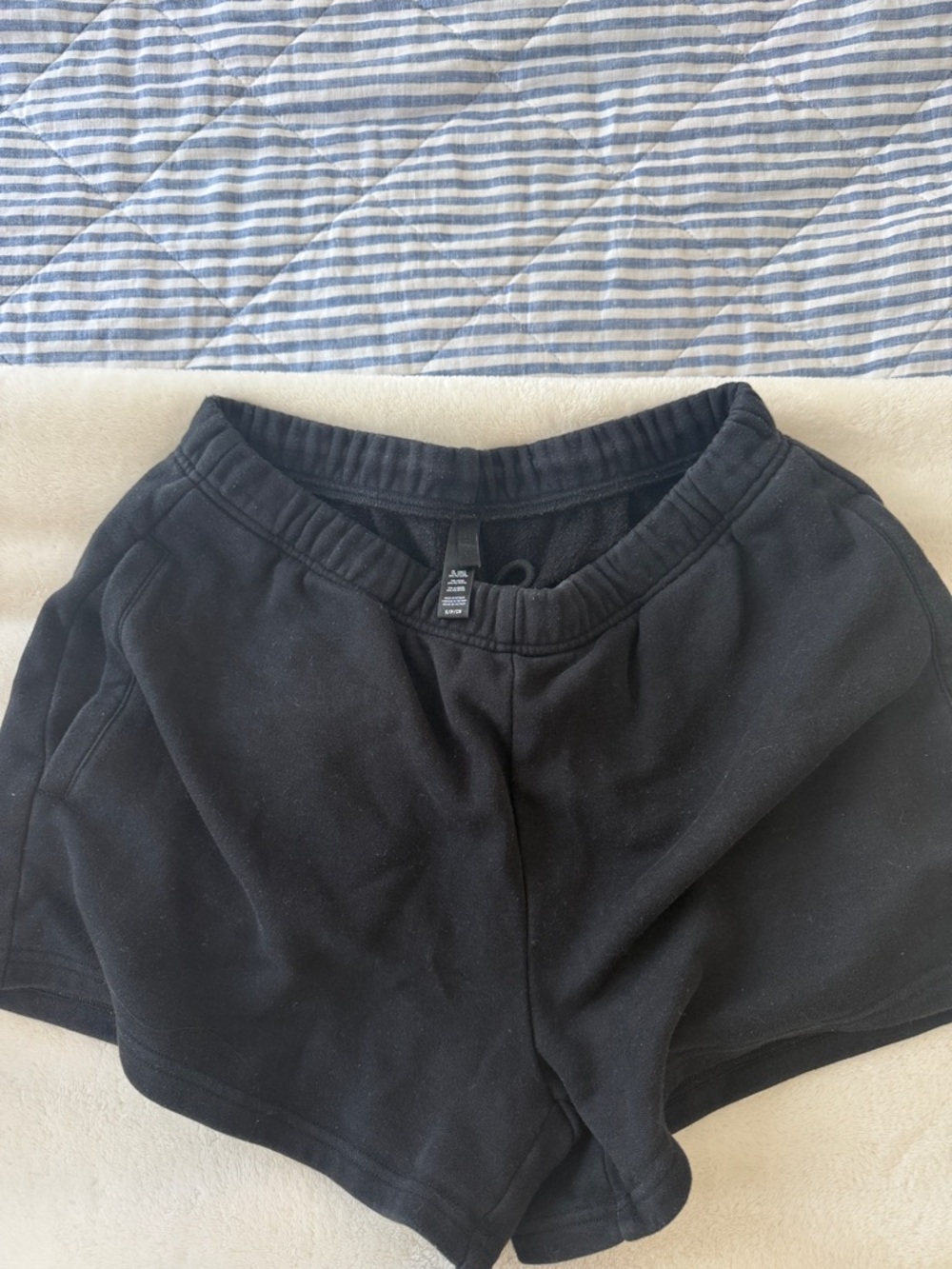 Black Women's Elastic Waist Casual Shorts